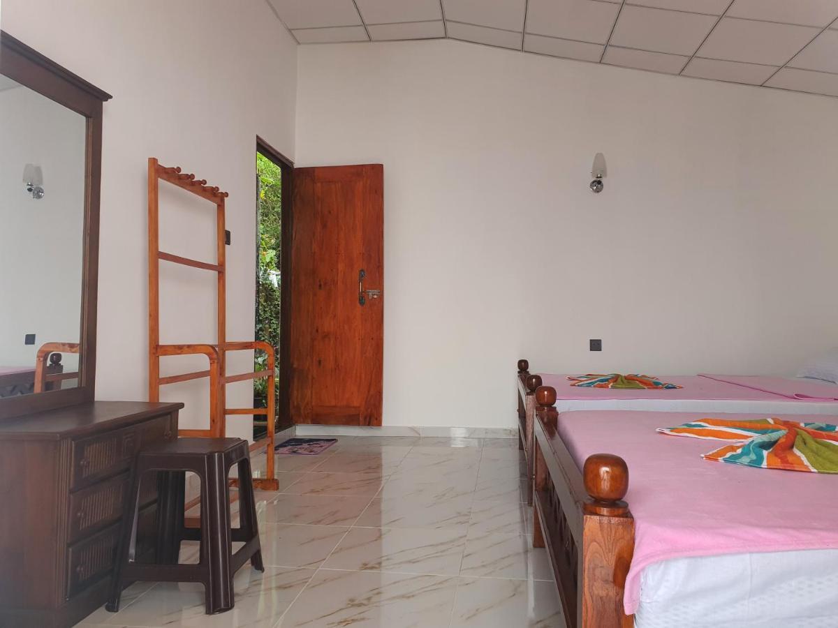 Sa Rest Inn Haputale Extérieur photo